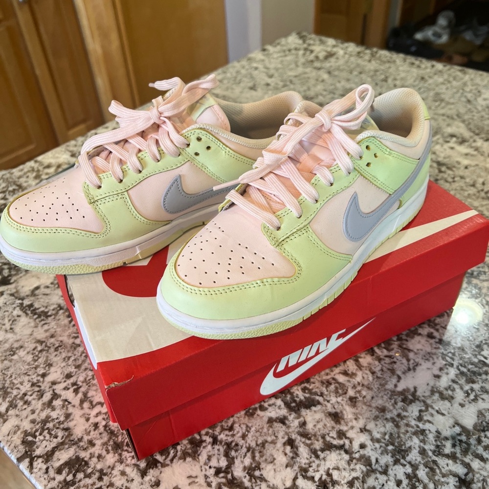 Nike Dunk Low